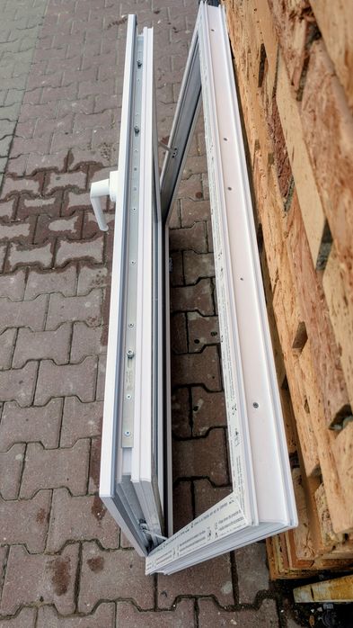 KR HAUS okno 120x80 nowe duża ilośc sztuk białe pcv okna drzwi POZNAŃ