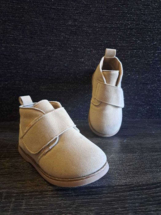 Ténis e Botas Usadaas