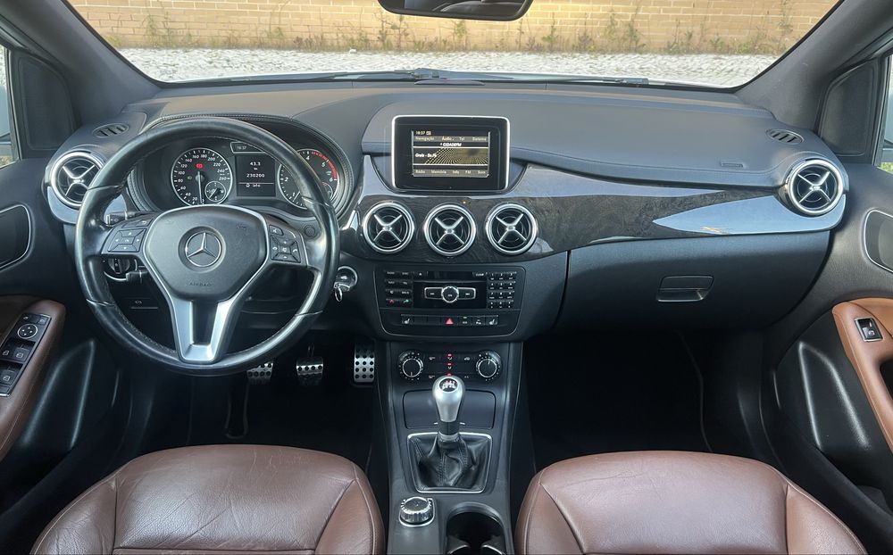 Mercedes-Benz B180 CDi motor Mercedes