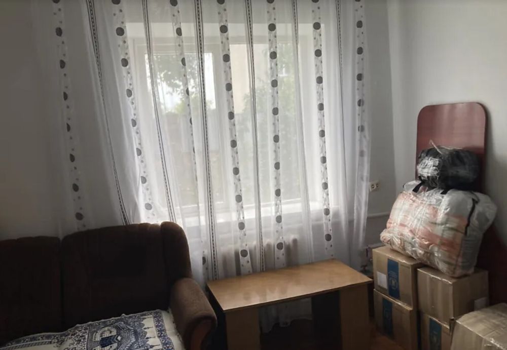 Продаж 2 пов.будинку зділянкою на 25 соток