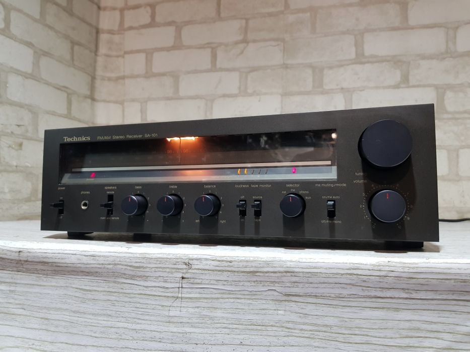 FM/AM  ресивер/підсилювач Technics SA-101 2х18Вт б/у з Німеччини