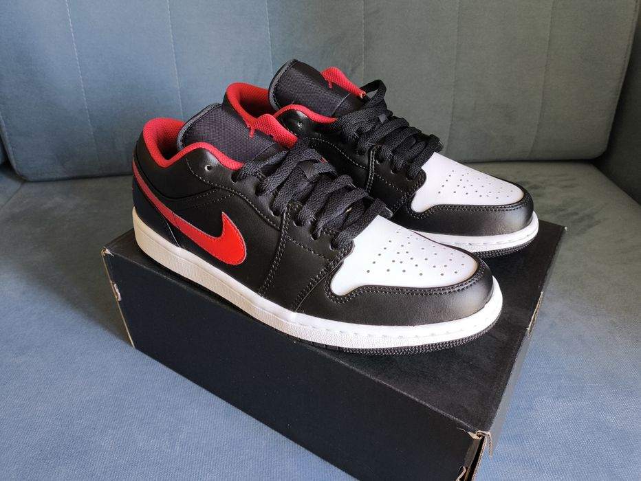 Buty Air Jordan 1 low 'Black Fire Red' rozmiar 42,5
