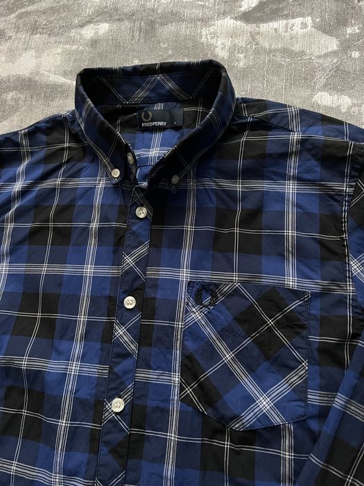 Класна ! Сорочка Fred Perry з нових колекцій