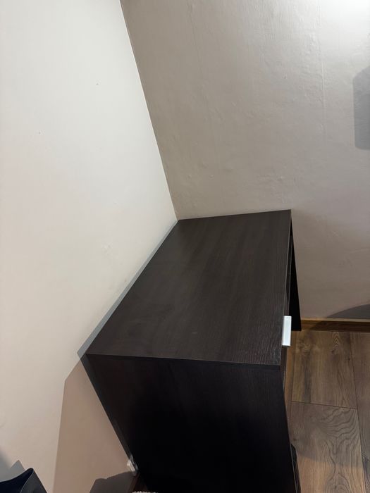 Biurko z półka i szuflada