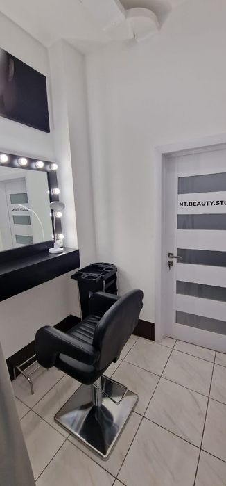 Аренда кресло для парикмахер (Оболонь)