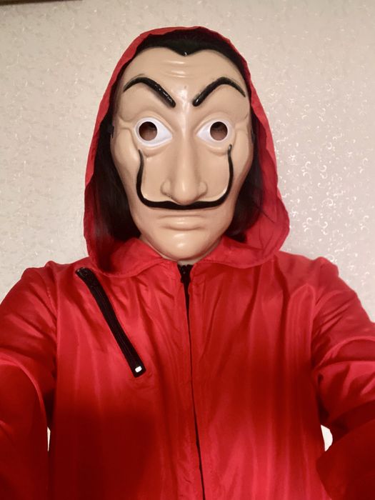 Костюм Паперовий дім