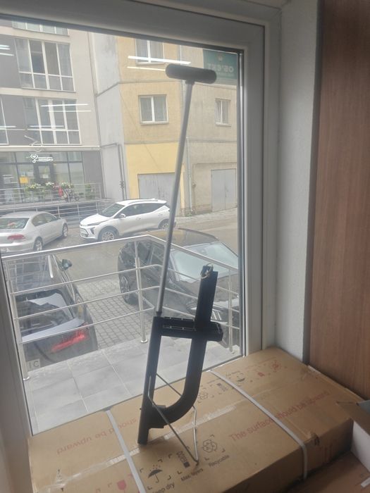 Такер алюмінієвий для підлоги