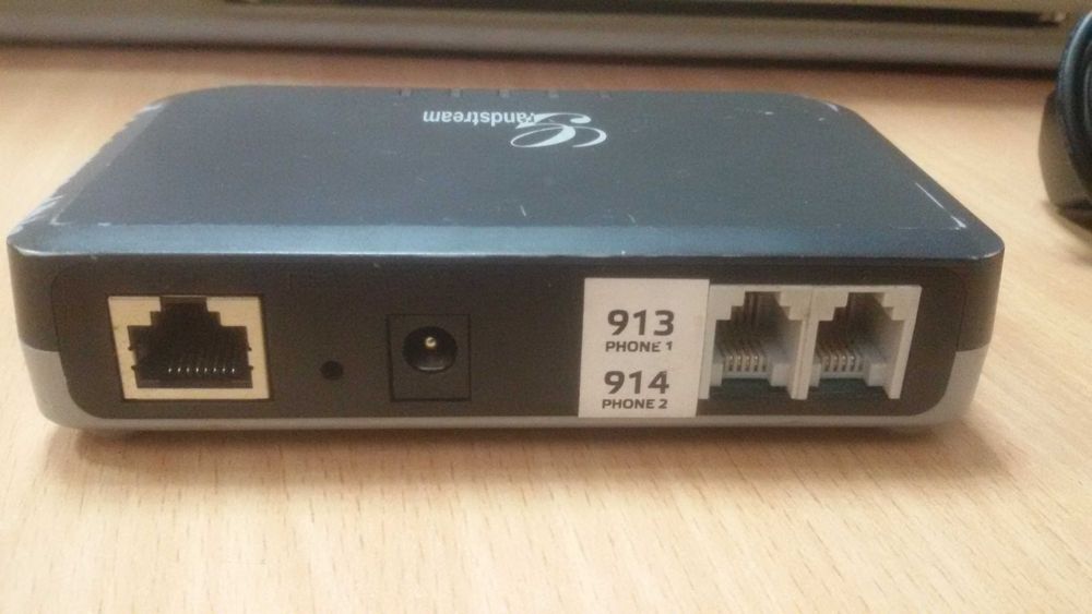 VoIP шлюз Grandstream HT702