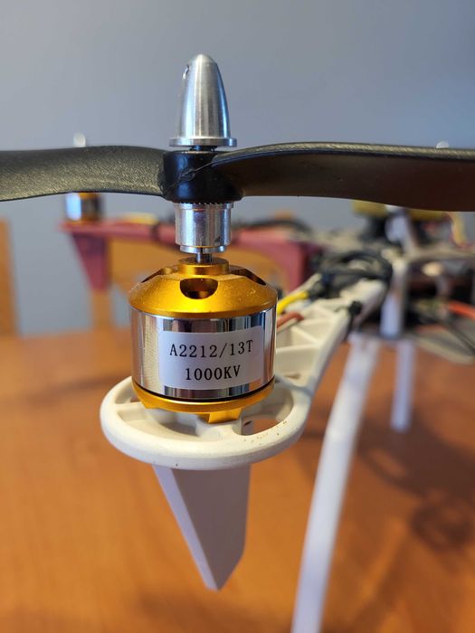 Dron, quadrocopter, model RC