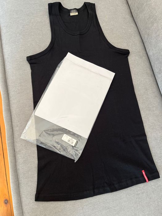 Майка нова Henderson M