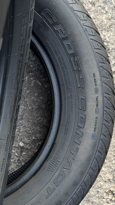 Pneus 245/65r17 Continental CrossContact com 95% de piso
