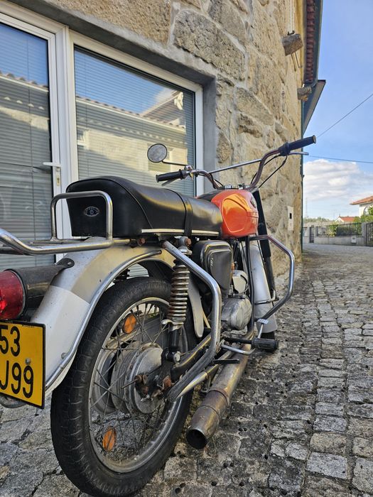 Famel 49cc – Clássica – Documentos em dia – 1500€