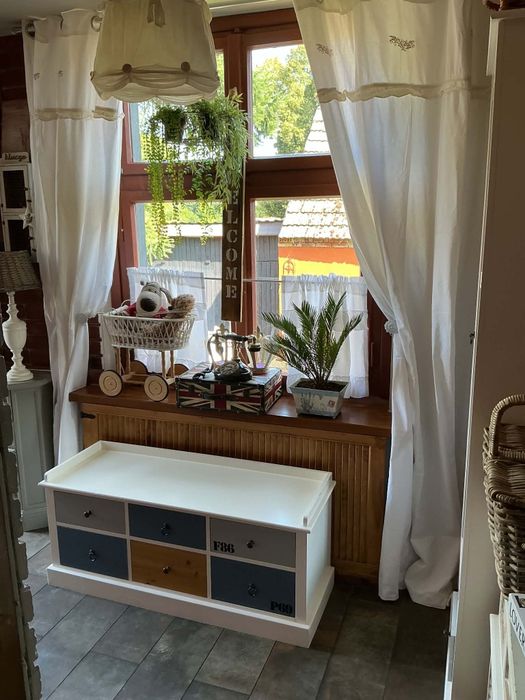 Sprzedam piękny retro kpl korytarz