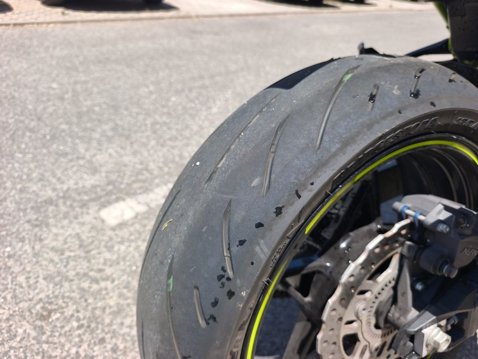 Kawasaki Z900 2018 de Garagem | 13.000 km | Estado Irrepreensível