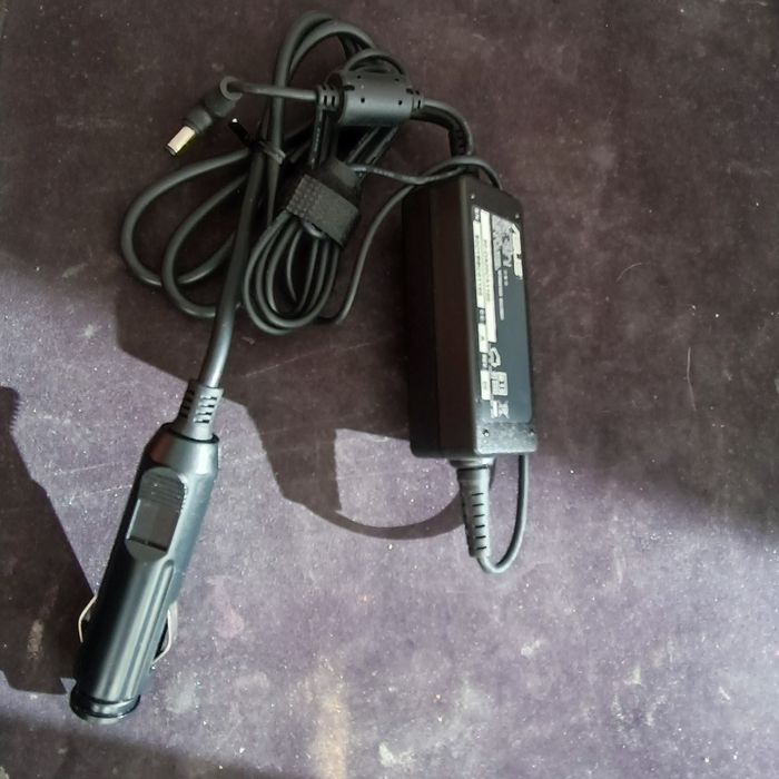 Nowy Oryginalny zasilacz samochodowy ASUS 12V 3A