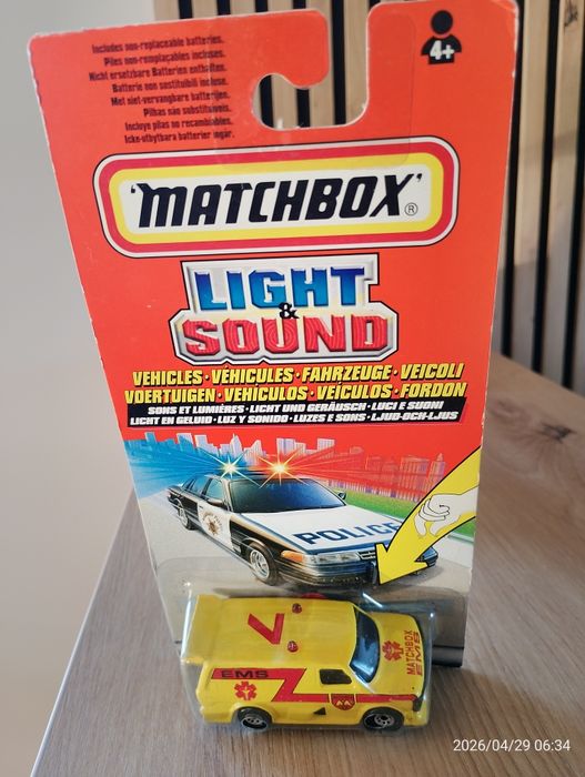 Matchbox Ford Supervan II Light& Sound