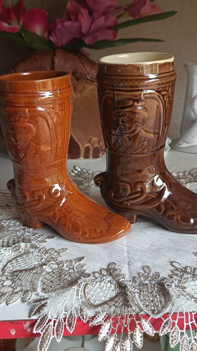 Buty ceramiczne ozdoby