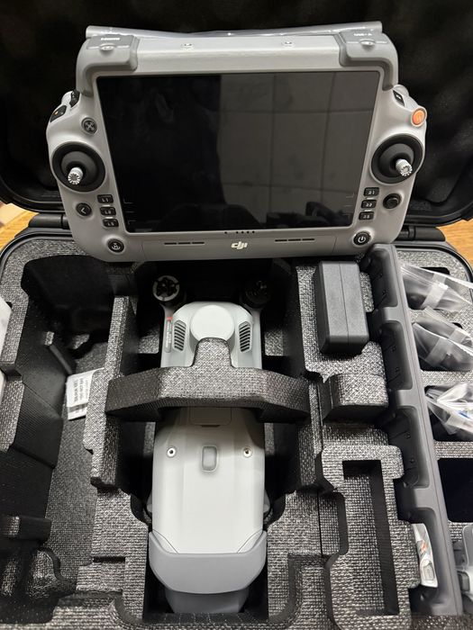 новий DJI Matrice 4T