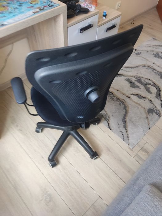 Fotel  krzesło biurowe  dla dziecka