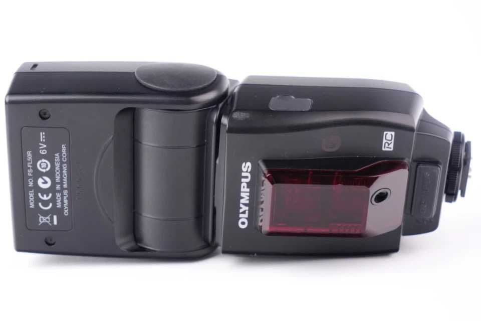 Olympus. Electronic Flash FL - 50R para Micro 4/3