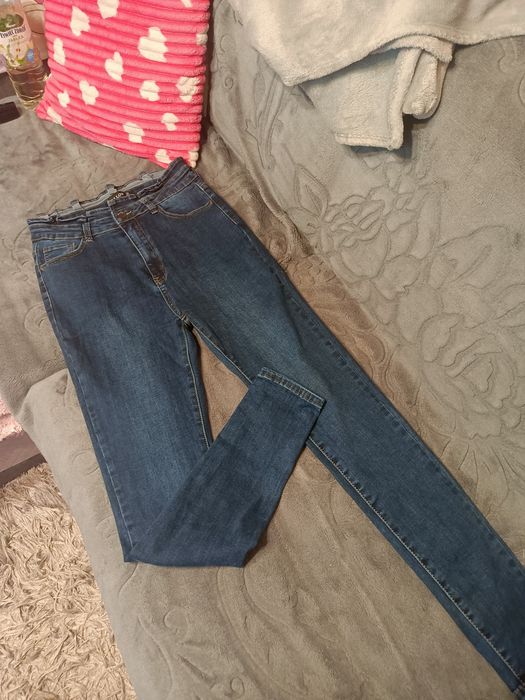Spodnie jeansowe