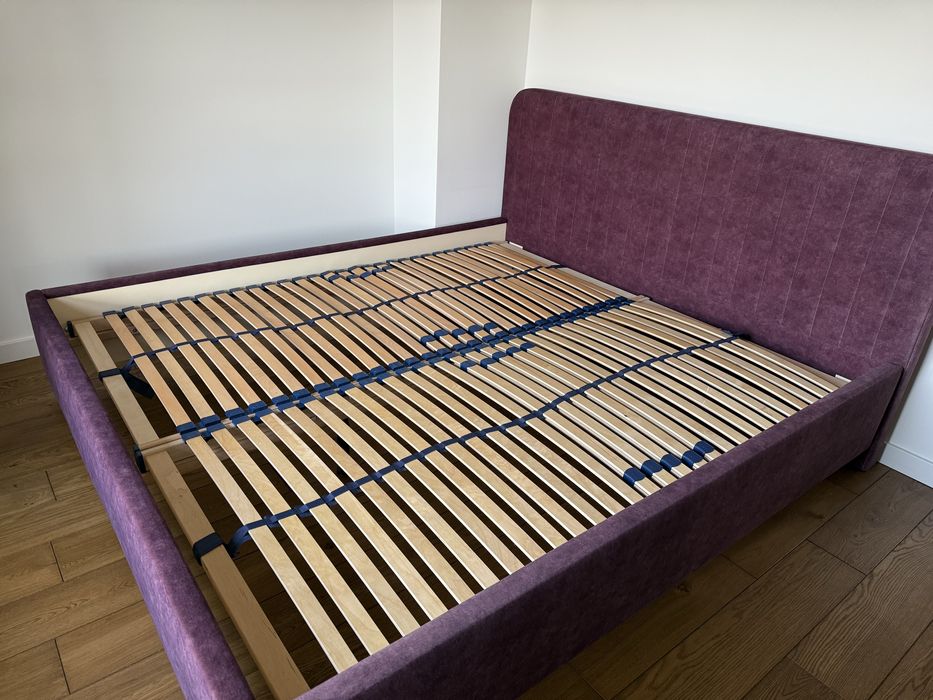 Rama łóżka na materac 180x200