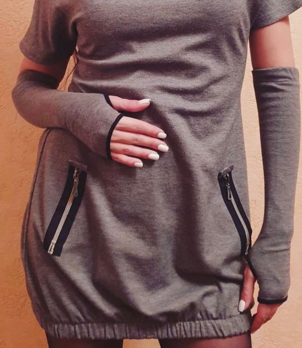 Жіноча трикотажна сукня нова с перчатками s/m