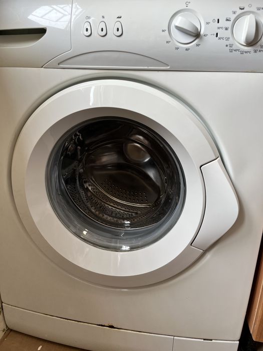 Maquina Lavar Roupa (Bom estado)