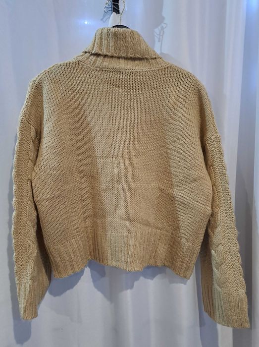 Cieplutki Beżowy Sweter Krótszy Oversize Warkocz Golf r.40/42
