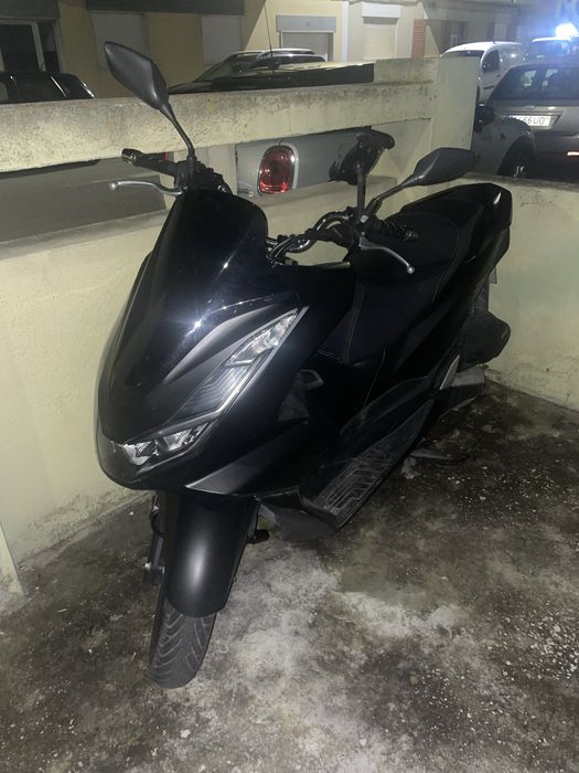 Alugo PCX125 - ano 2024