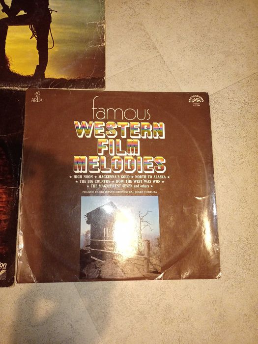 Country & western na winylu.