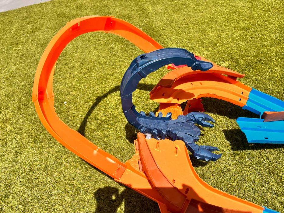 Pista Hotwheels Scorpion