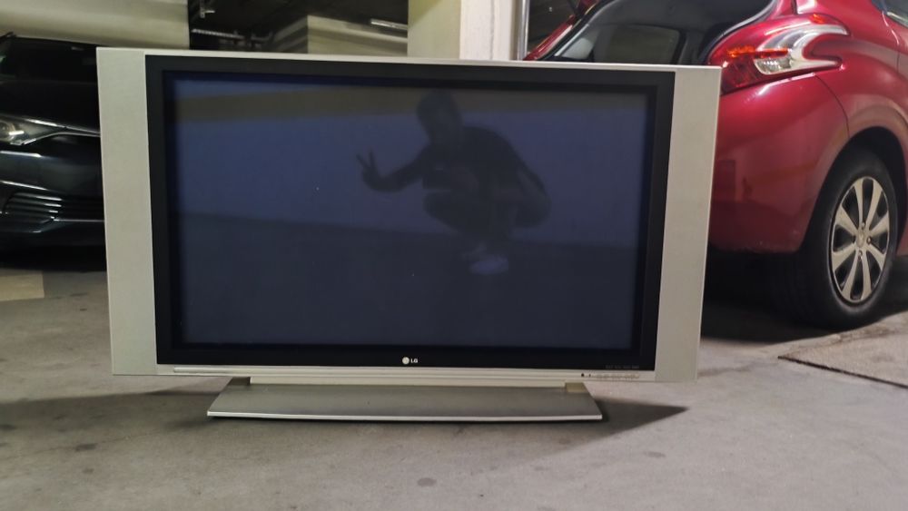 TV LG RZ42PX11 42 polegadas 42"