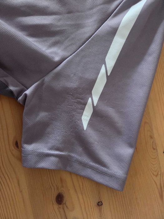 T-shirt de ciclismo Specialized, tamanho L