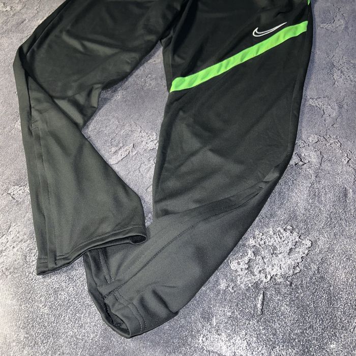 Спортивні штани Nike XL оригінал  з салатовими вставками