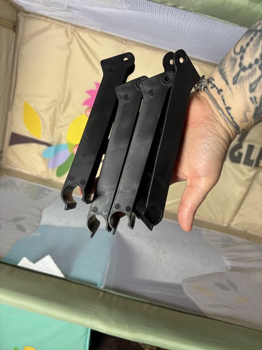 Berço de Viagem de Nível Duplo com Arco de Brincadeira Jungle