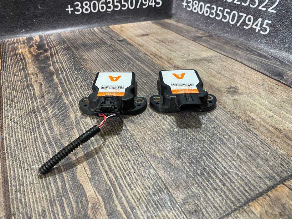 Датчик курсової стійкості стабілізації Toyota RAV4 XA40 2013-2015 8972242010 / 1745006430 дорест