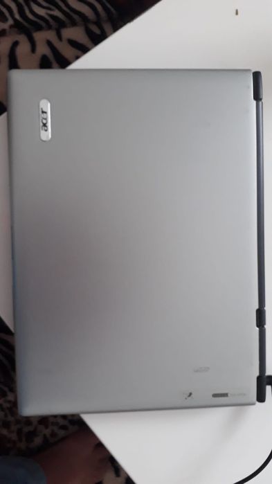 Notebook Acer antigo funcionando