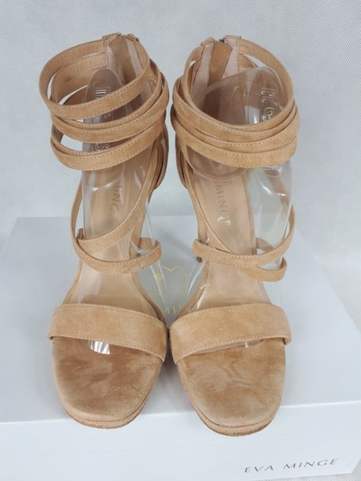 Ekskluzywne sandały EVA MINGE cieliste nude rzemyki szpilki skóra 40