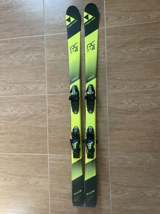 Fischer RC4 Race Jr 140