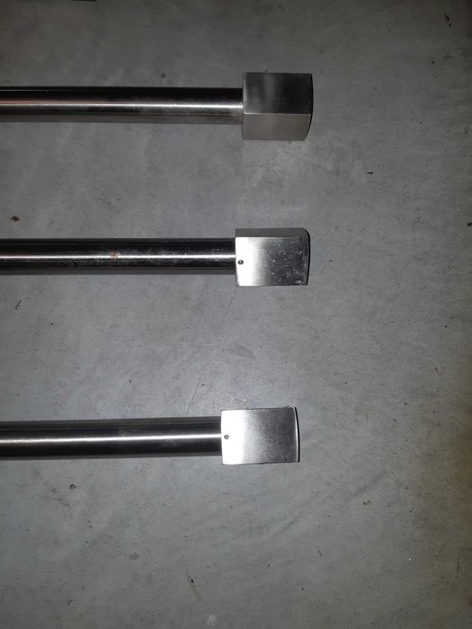 Varões em inox para cortinados