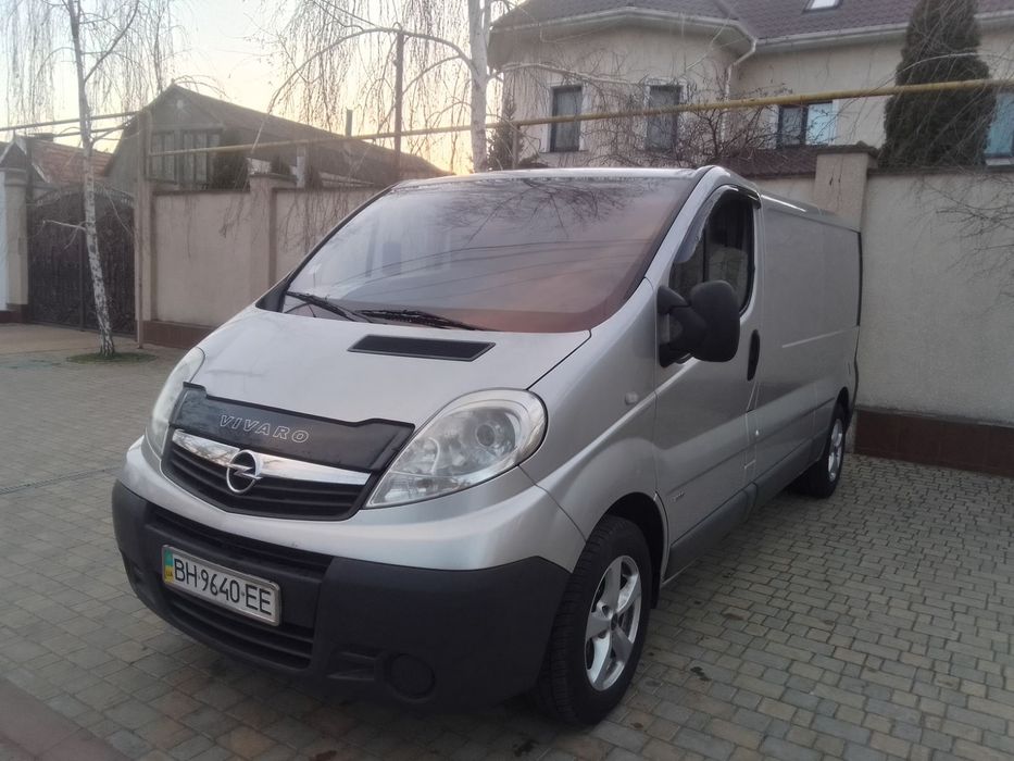 Продам Opel Vivaro 2013 г.