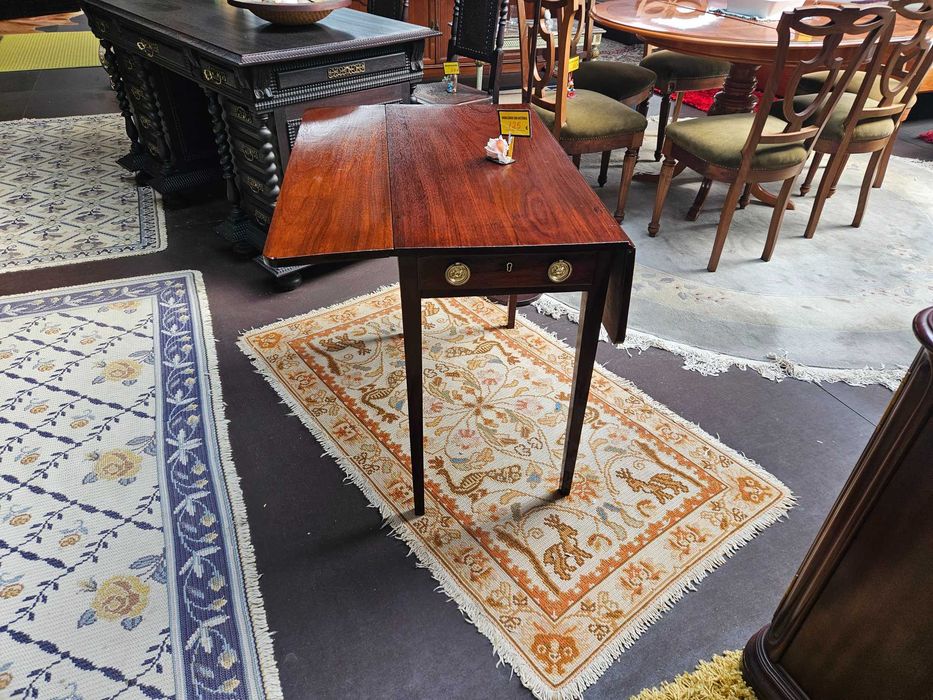 Mesa antiga - Restaurada - extensível - Estilo Holandês