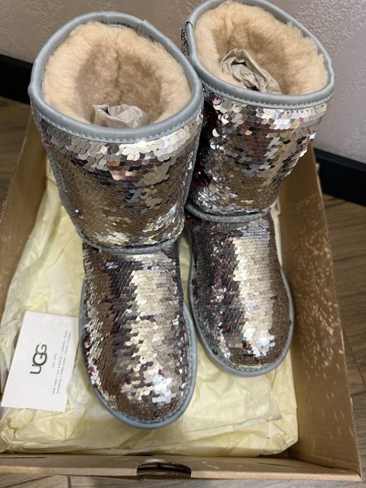 UGG  оригінал 37р