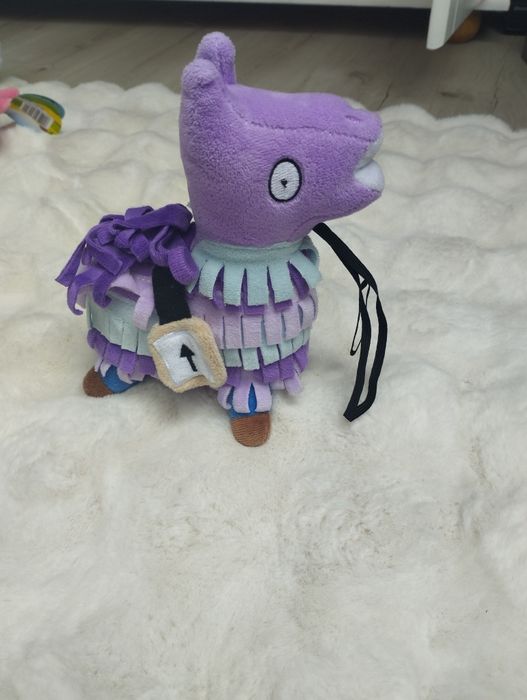 Maskotka fortnite lama