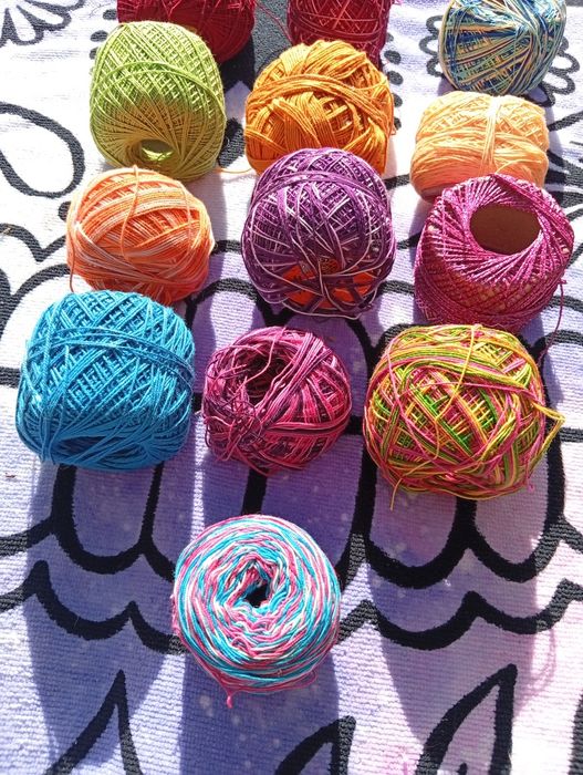 Lote de linhas coloridas para artesanato437399682643415041