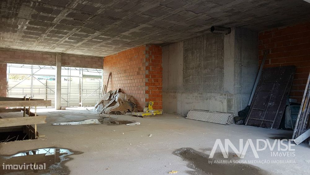 Loja  Venda em Repeses e São Salvador,Viseu