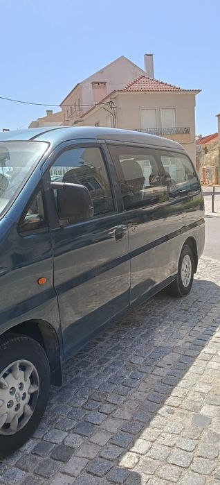 Carrinha Hyundai 99 de 9 lugares