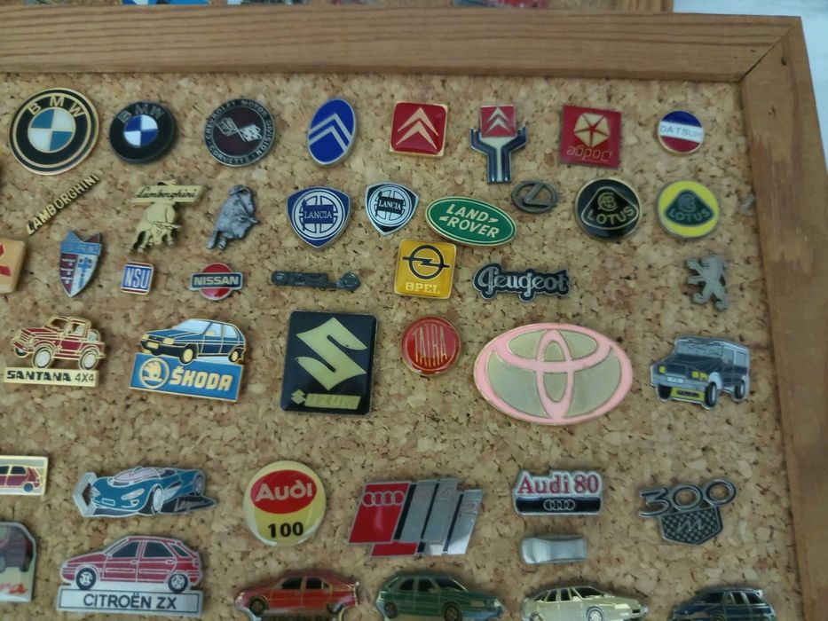 Pins de automóveis