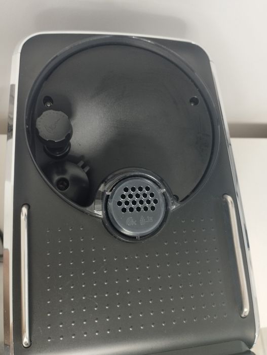 Кавомашина  Saeco GranAroma SM6580 привезена  з Німеччини